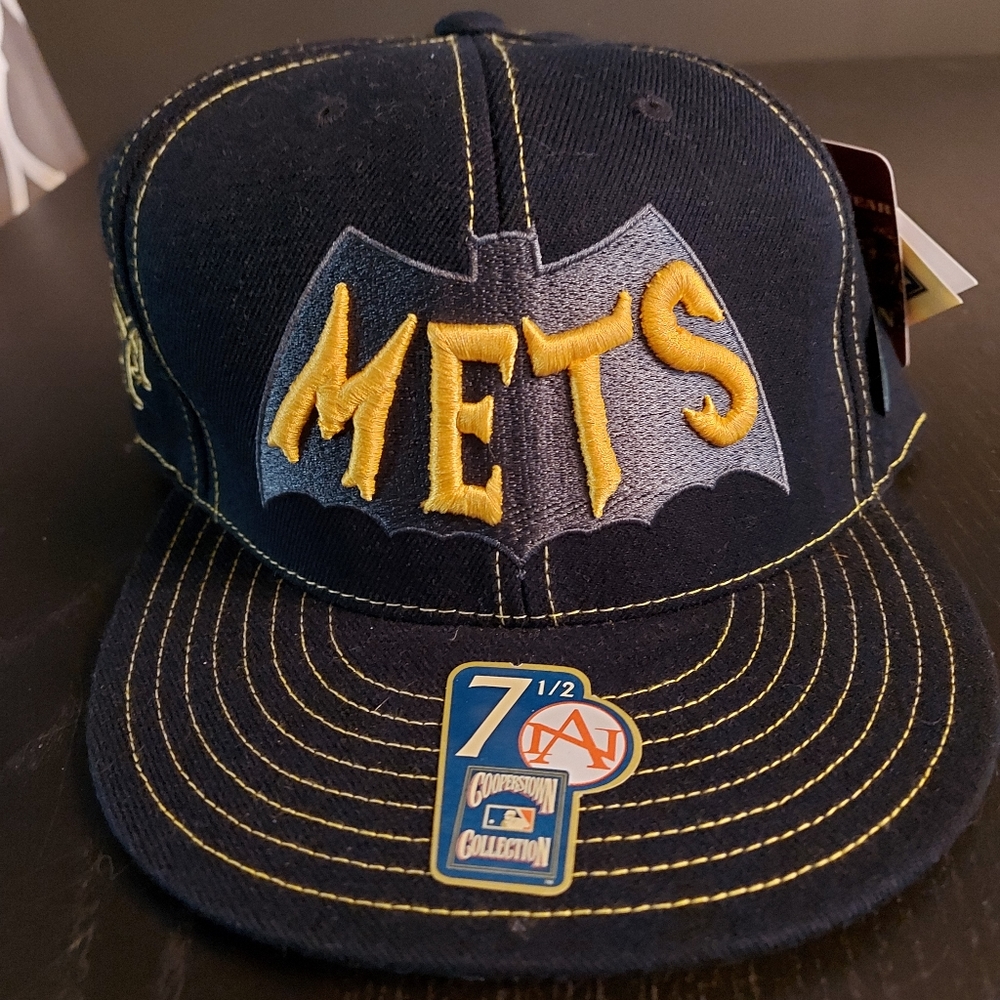 NWT New York Mets Batman Logo Baseball Fitted Hat Cap by Cooperstown
